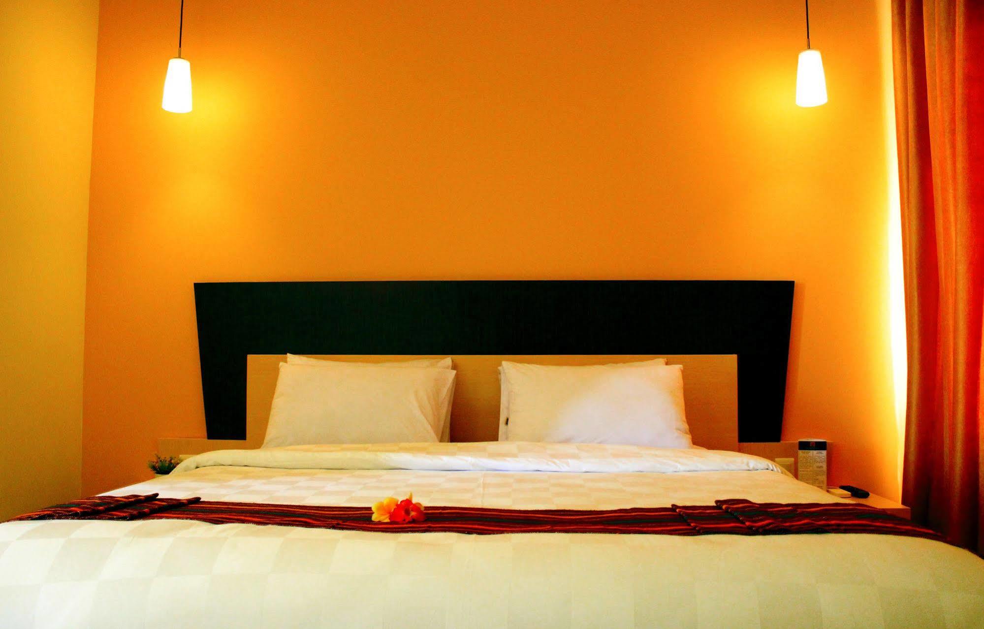 M Hotel Mataram Exterior photo